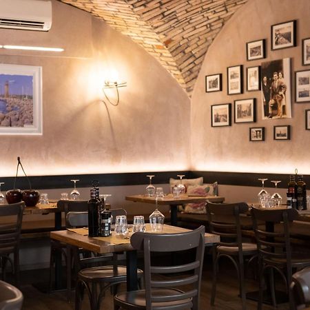 Alessi Hotel Trattoria 代森扎诺-德尔加达 外观 照片